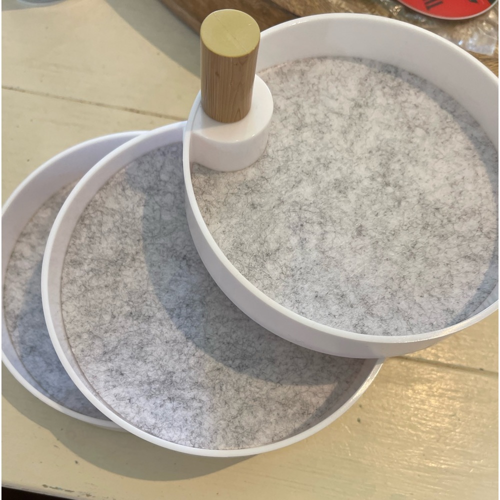 The 2 Bandits Tiered Catchall Tray